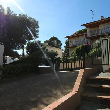 Casa Con Jardin A 100m De La Playa De La Farella, Wifi Y Garaje Privado - Es-228-175 * Llanca